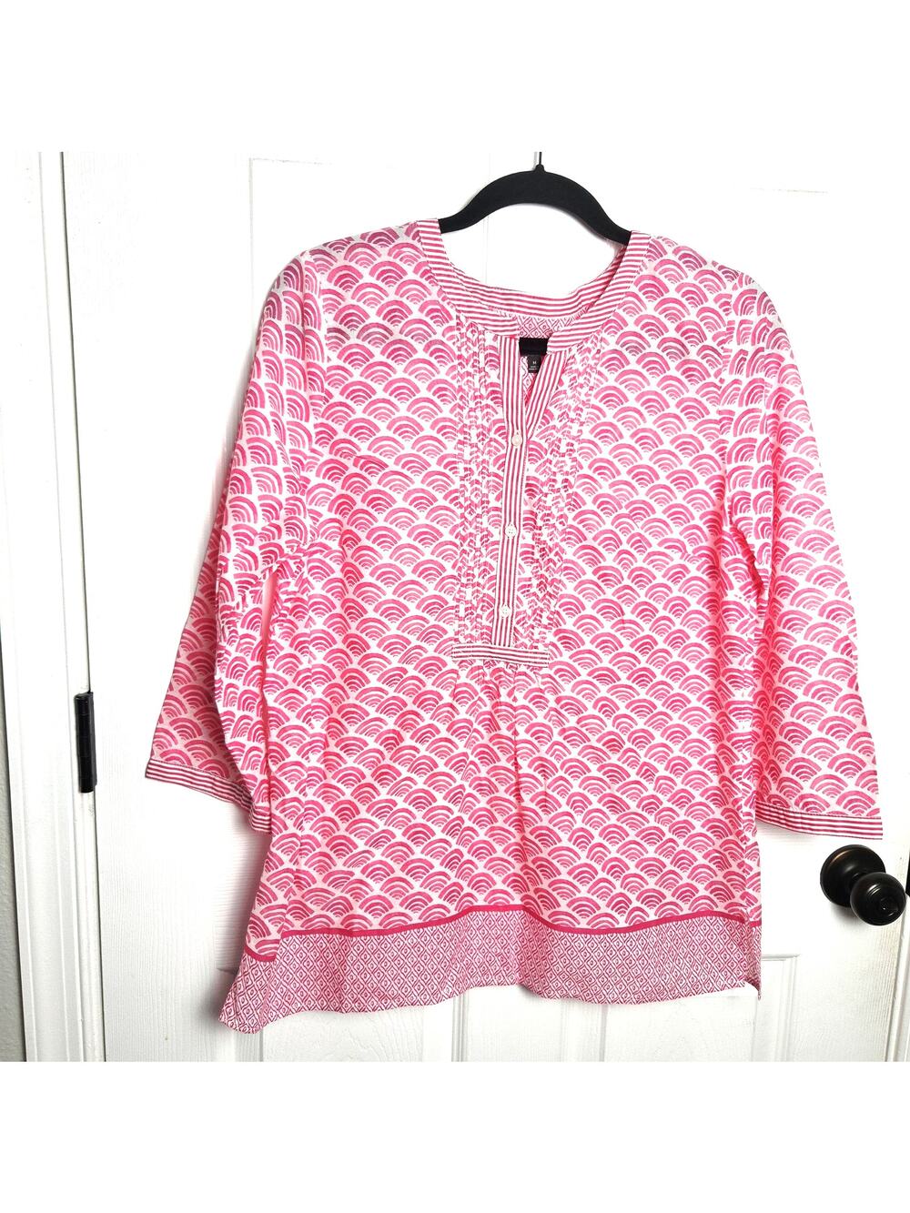 Talbots Shirt Womens M Pink Geometric Henley Tunic 3/4 Sleeve Cotton Blouse Top